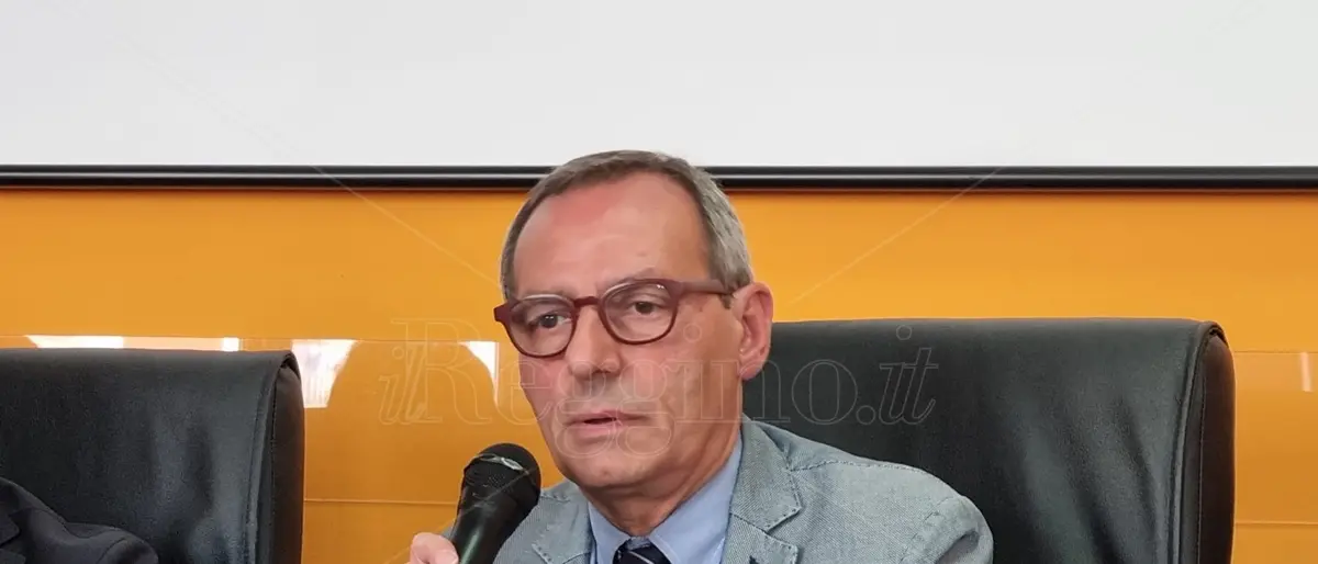 Scomparsa Enzo Sidari, Battaglia: «La città ricorderà il suo impegno umano, professionale e istituzionale»\n