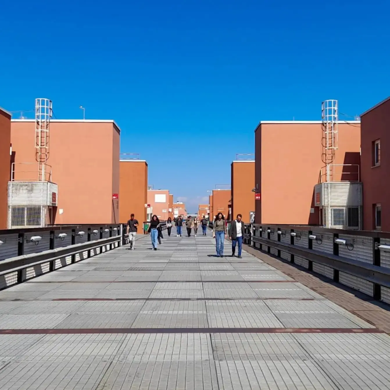 All’Unical le scuole contro le mafie: a confronto le esperienze educative di Brancaccio e Rosarno\n