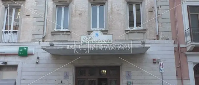 Provincia di Crotone, sfida tra centrodestra e…\u00A0centrodestra per la presidenza: Ammirati contro Lorecchio\u00A0\n