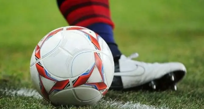 Palmese lascia il campo, Palizzi denuncia aggressione: weekend di tensioni nel calcio dilettantistico\n