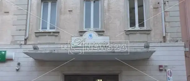 Elezioni provinciali a Crotone tra trasversalismi e nuove alleanze in vista delle amministrative\n