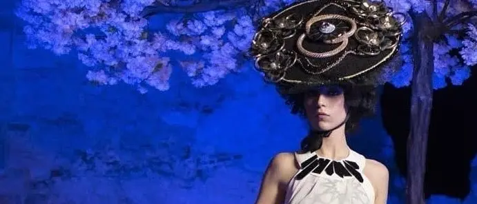 South Italy Fashion Week: a Cosenza l’alta moda incontra il cinema e l’arte\n