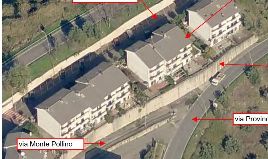 Castrolibero, allarme del Comitato Piane: «Muri pericolosi da vent’anni, serve prevenzione»\n