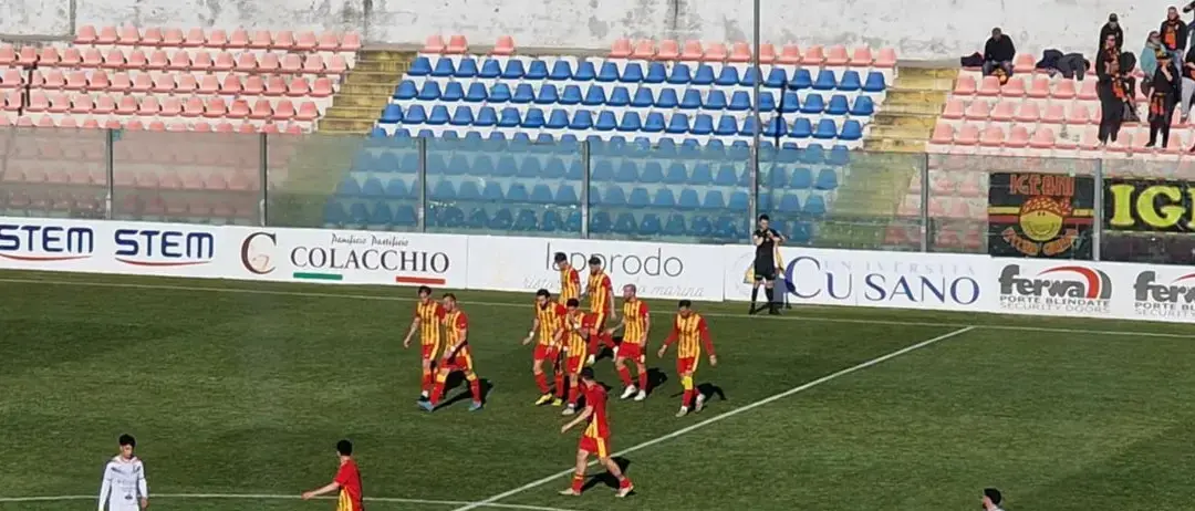 Serie D, l’Igea Virtus rischia cinque punti di penalizzazione, la Reggina può sorpassare in classifica\n