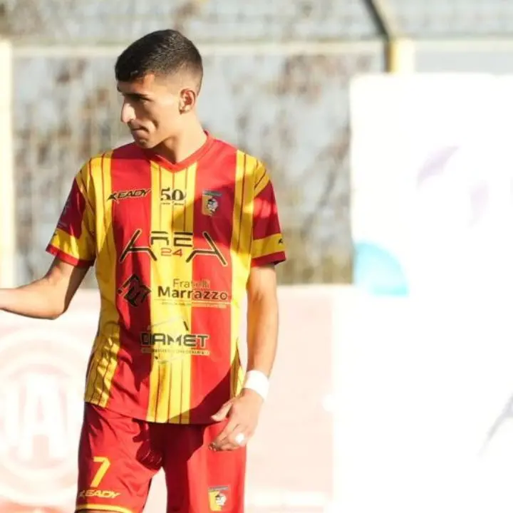 Promozione A, Sersale sempre primo ma agganciato dal Mesoraca. Deodati: «Sono le altre che devono gestire la pressione»\n