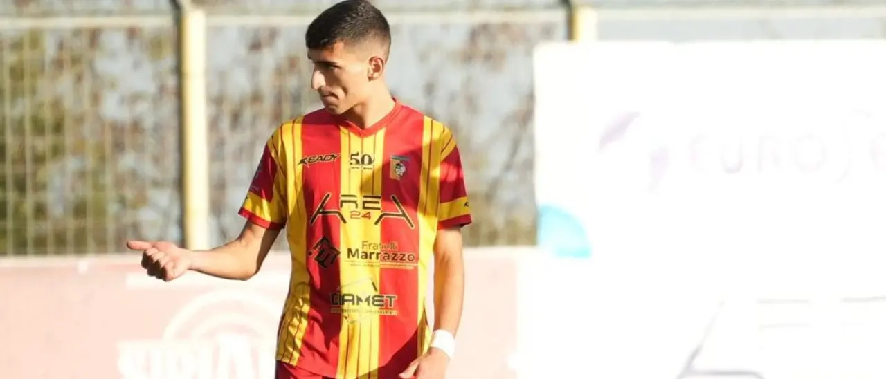 Promozione A, Sersale sempre primo ma agganciato dal Mesoraca. Deodati: «Sono le altre che devono gestire la pressione»\n