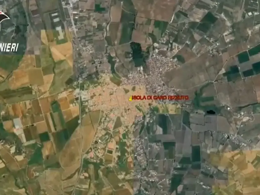 Gli ordini del boss recluso in alta sicurezza: far ritrattare un collaboratore, sedare una rissa e far aggredire l’ex nuora