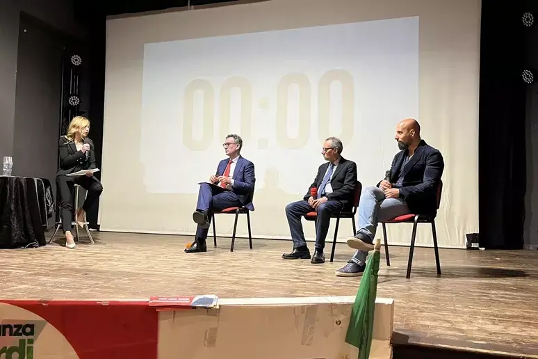 Reggio Calabria, corsa a tre per le primarie del centrosinistra: confronto pubblico tra Battaglia, Canale e Muraca\n