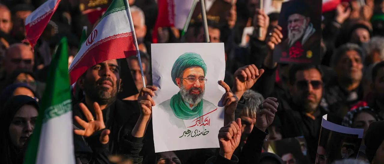 «Mojtaba Khamenei è ferito e si nasconde»: mistero sulle condizioni della nuova Guida suprema dell’Iran\n
