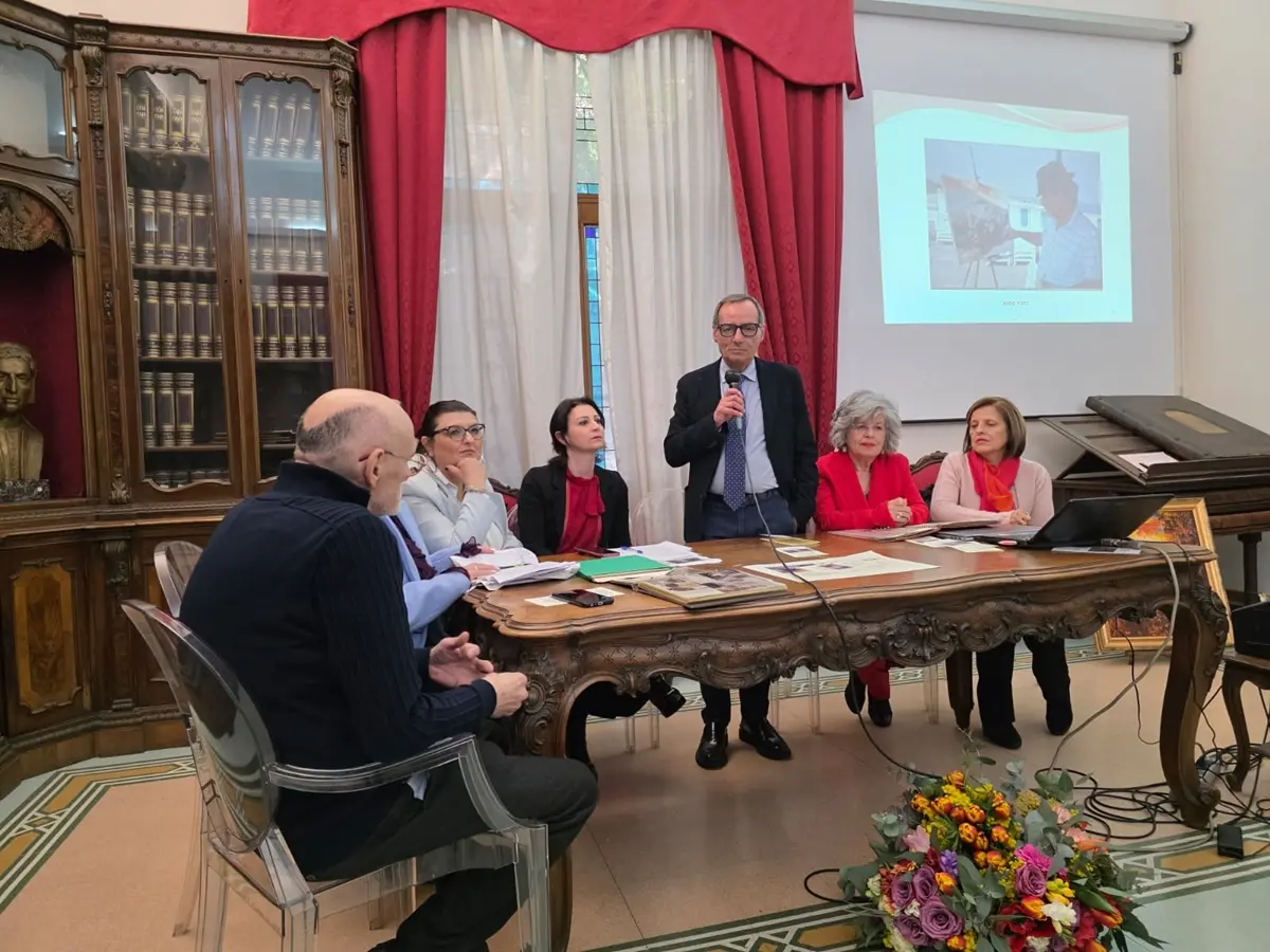 Retrospettiva Aldo Foti, Battaglia: «Ulteriore testimonianza dell’affetto che la città rivolge all’artista»\n