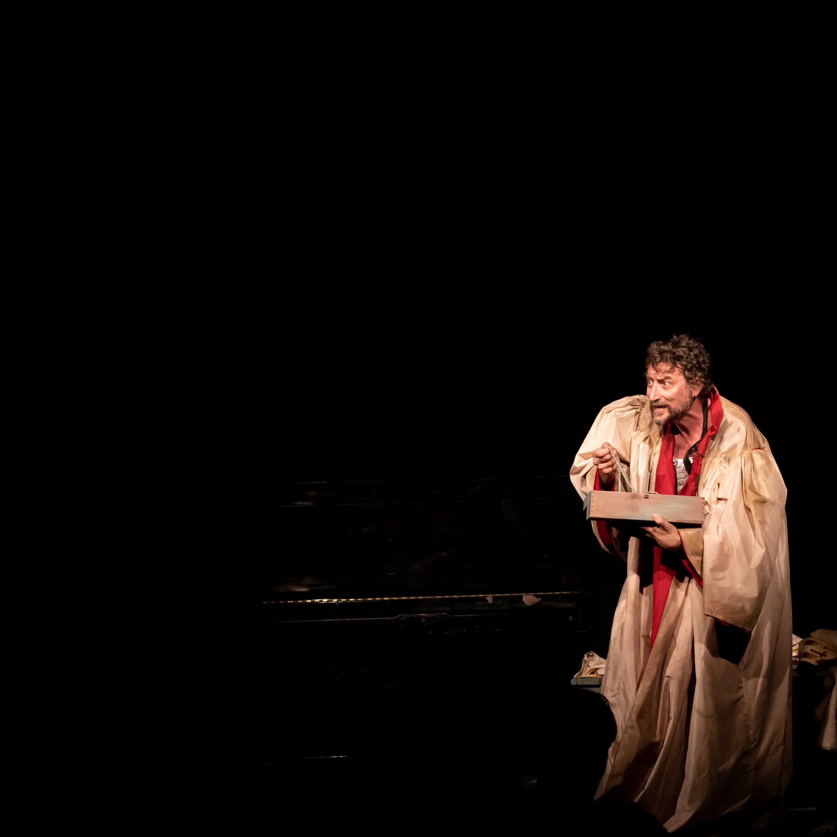 Dodicesima stagione di Drammaturgia del Teatro Primo di Villa San Giovanni, arriva “Edipus”