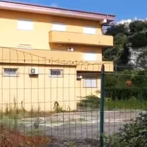 <p>Beni confiscati alla ‘ndrangheta, a Nicotera l’Elefantino Rosso diventerà un presidio dell’Arma dei carabinieri</p>