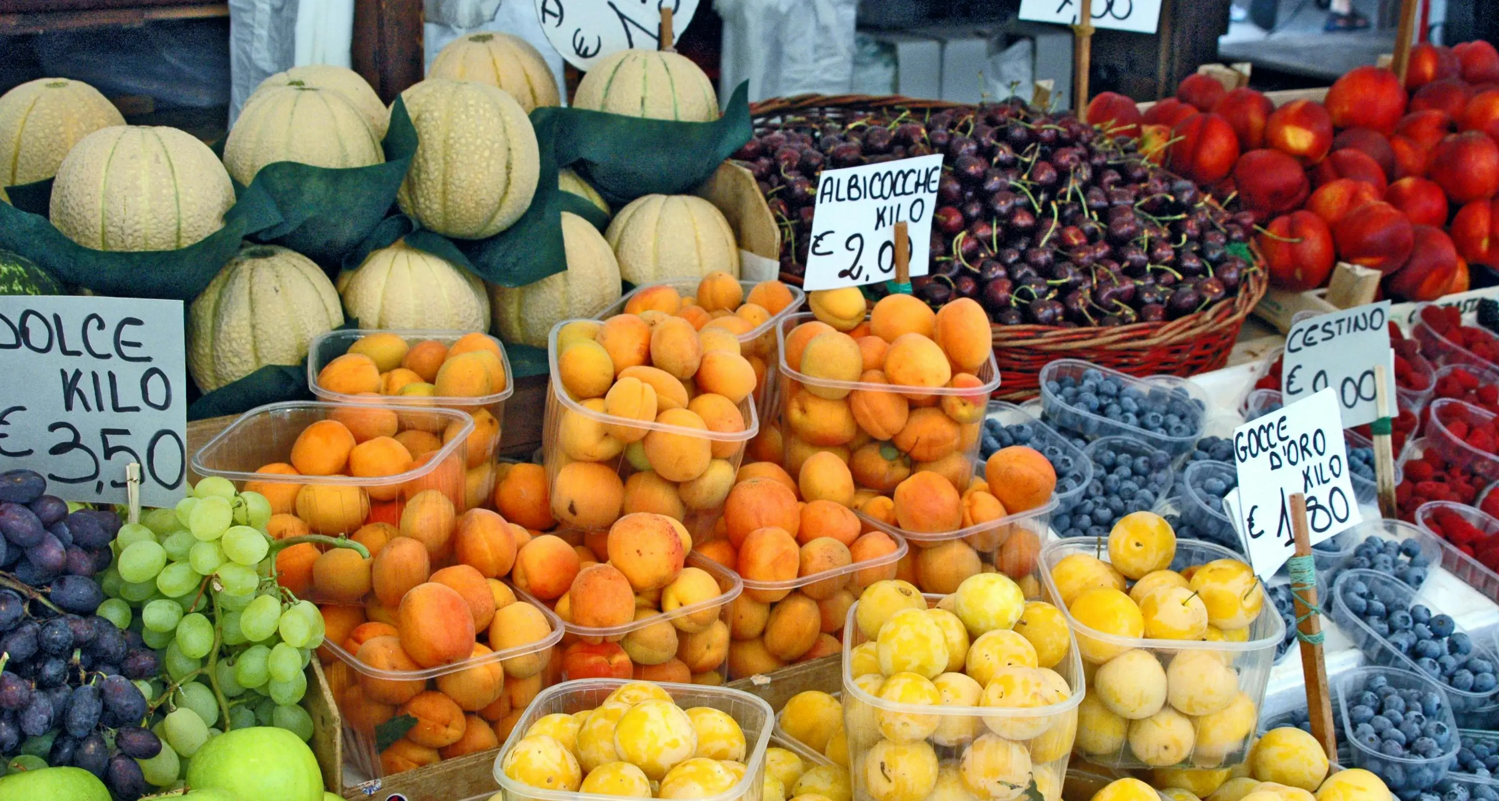 Prezzi alle stelle\u00A0in Calabria: Reggio e Cosenza tra le città italiane con maggior aumento nelle spese\n