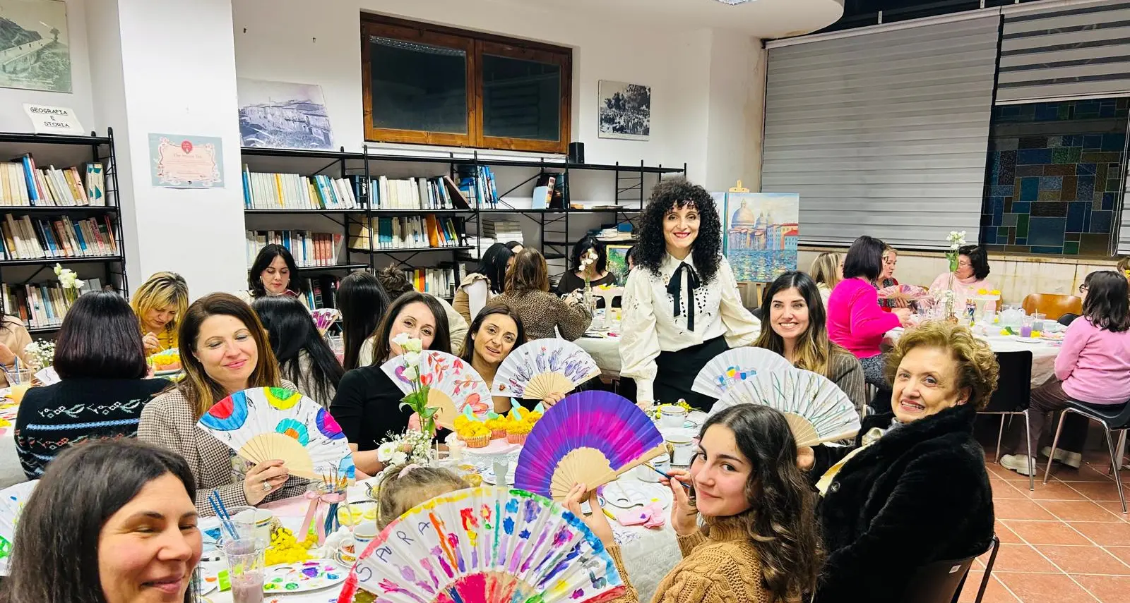 Filadelfia riscopre 18 artiste dimenticate: alla Biblioteca comunale l’evento “Trame di Libertà”\n