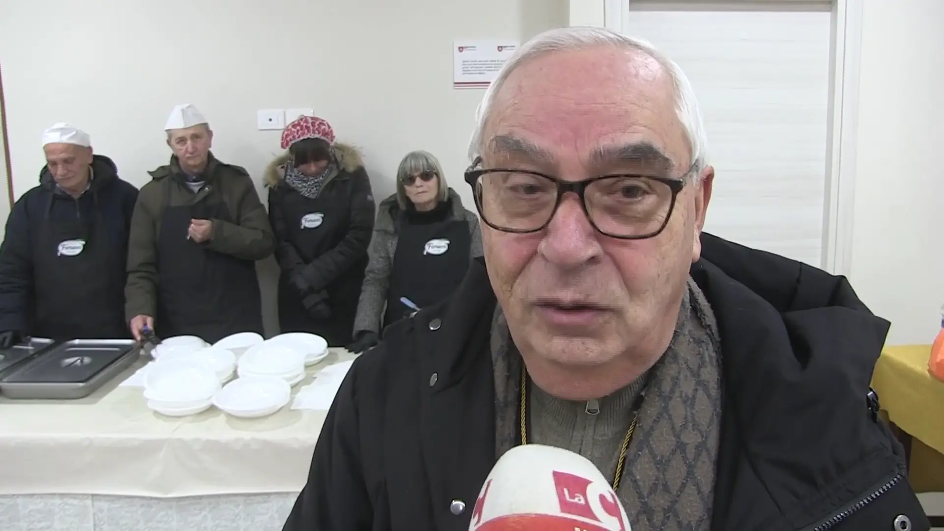 Catanzaro, alla mensa Caritas del Monte tra impegno cristiano e rifugio dei bisognosi\n