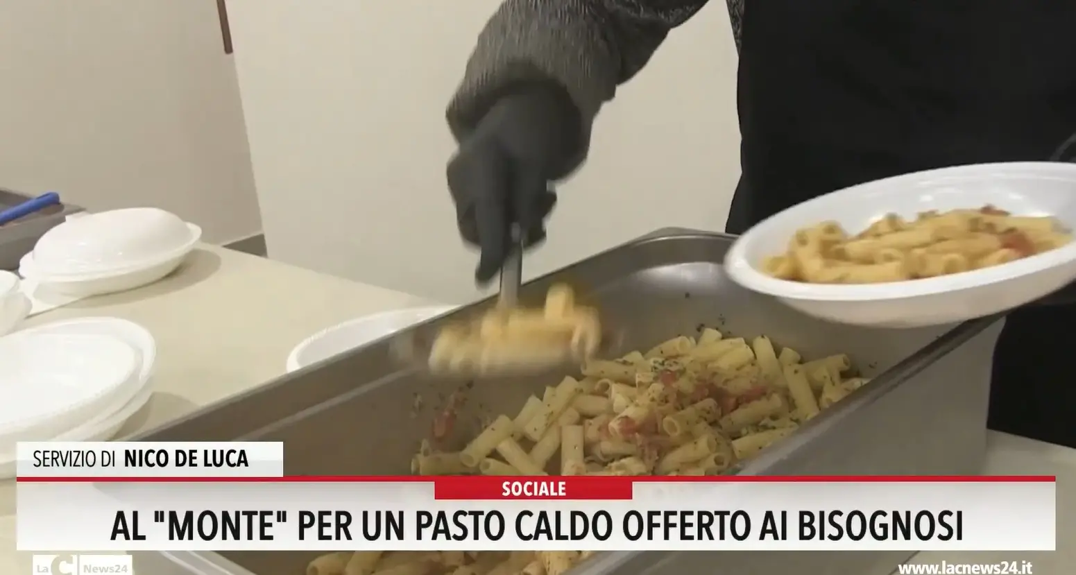 Catanzaro: al \"Monte\" per un pasto caldo offerto ai bisognosi