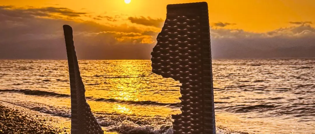 Dove la luce ricuce le crepe\n