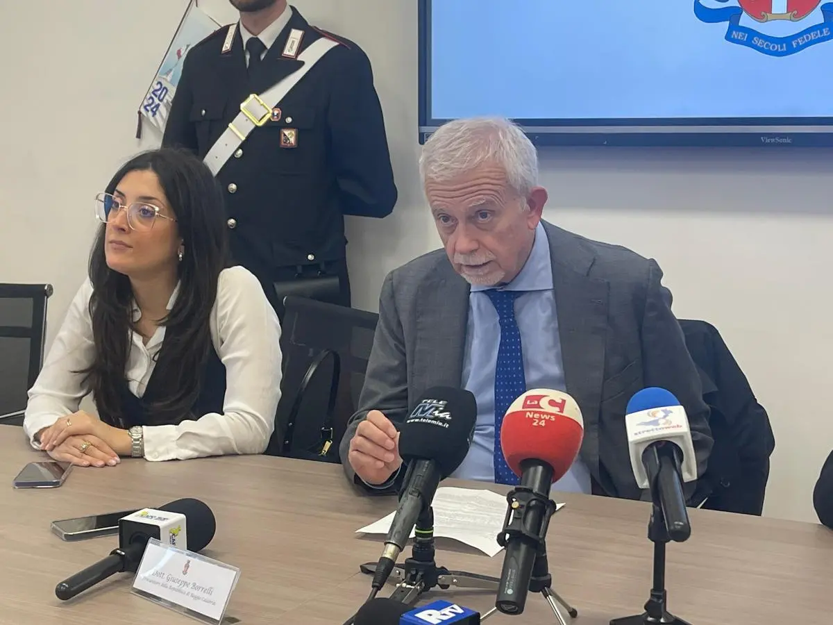 Furti di farmaci oncologici a Melito, il procuratore Borrelli: «Un fatto gravissimo e oneroso per lo Stato»