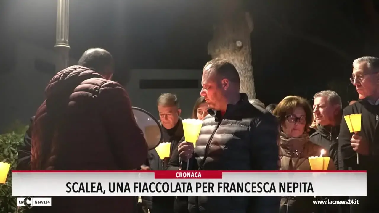 Scalea, una fiaccolata per Francesca Nepita