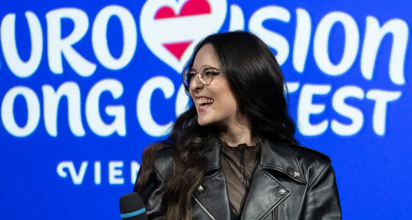 Eurovision 2026, la Svizzera sceglie la “calabrese” Veronica Fusaro: radici ad Acri per la cantautrice\n