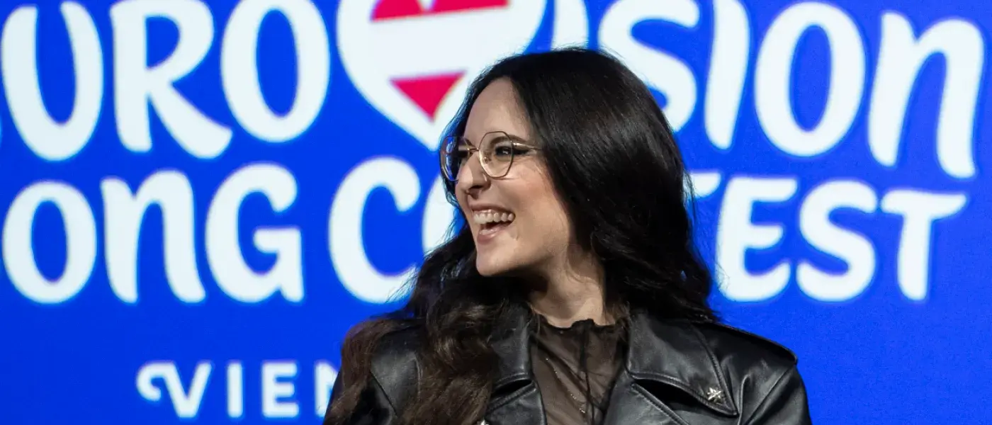 Eurovision 2026, la Svizzera sceglie la “calabrese” Veronica Fusaro: radici ad Acri per la cantautrice\n