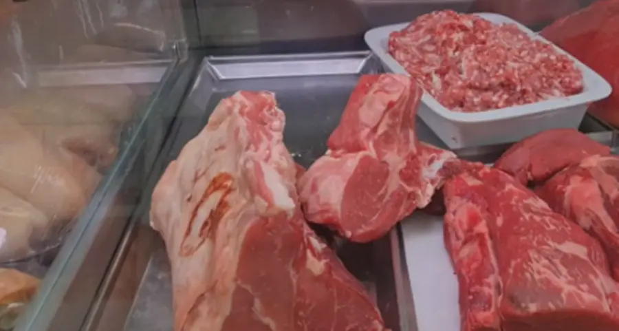 Macelleria abusiva scoperta dalla Guardia di Finanza a Vibo, sequestrati quasi 60 chili di carne\n