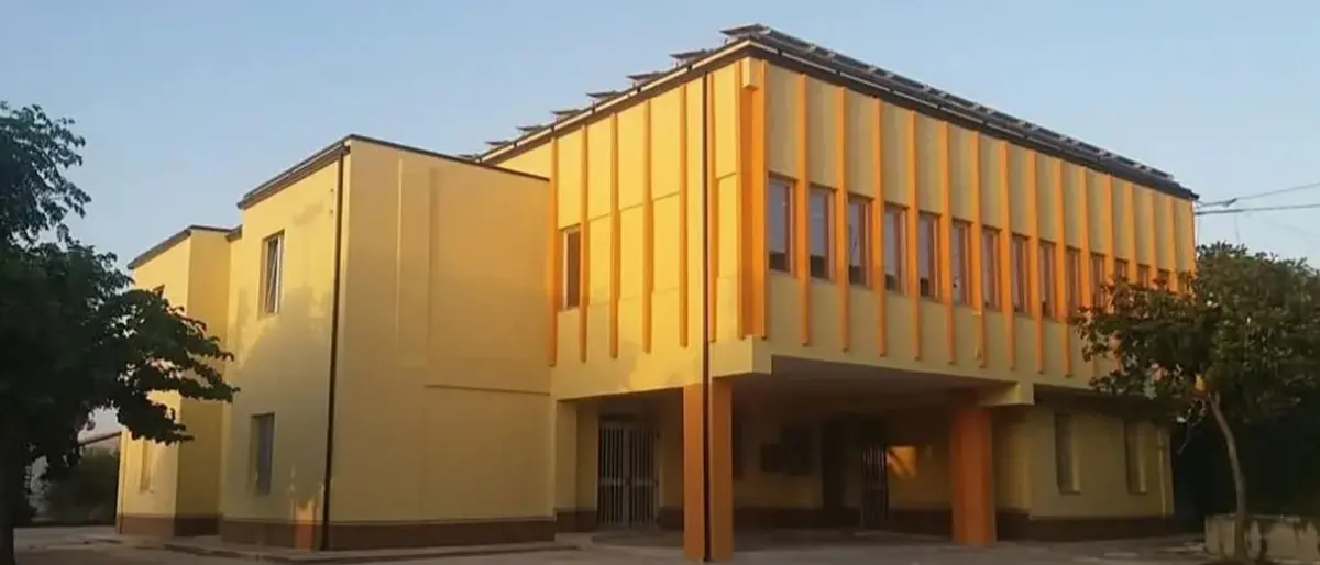 Crisi al Comune di Zaccanopoli: il Consiglio evita lo scioglimento con la surroga di tre dimissionari\n