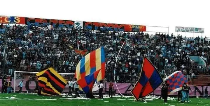 Casarano-Cosenza, sabato si rinnova il gemellaggio: al Capozza torna una sfida che profuma di storia\n