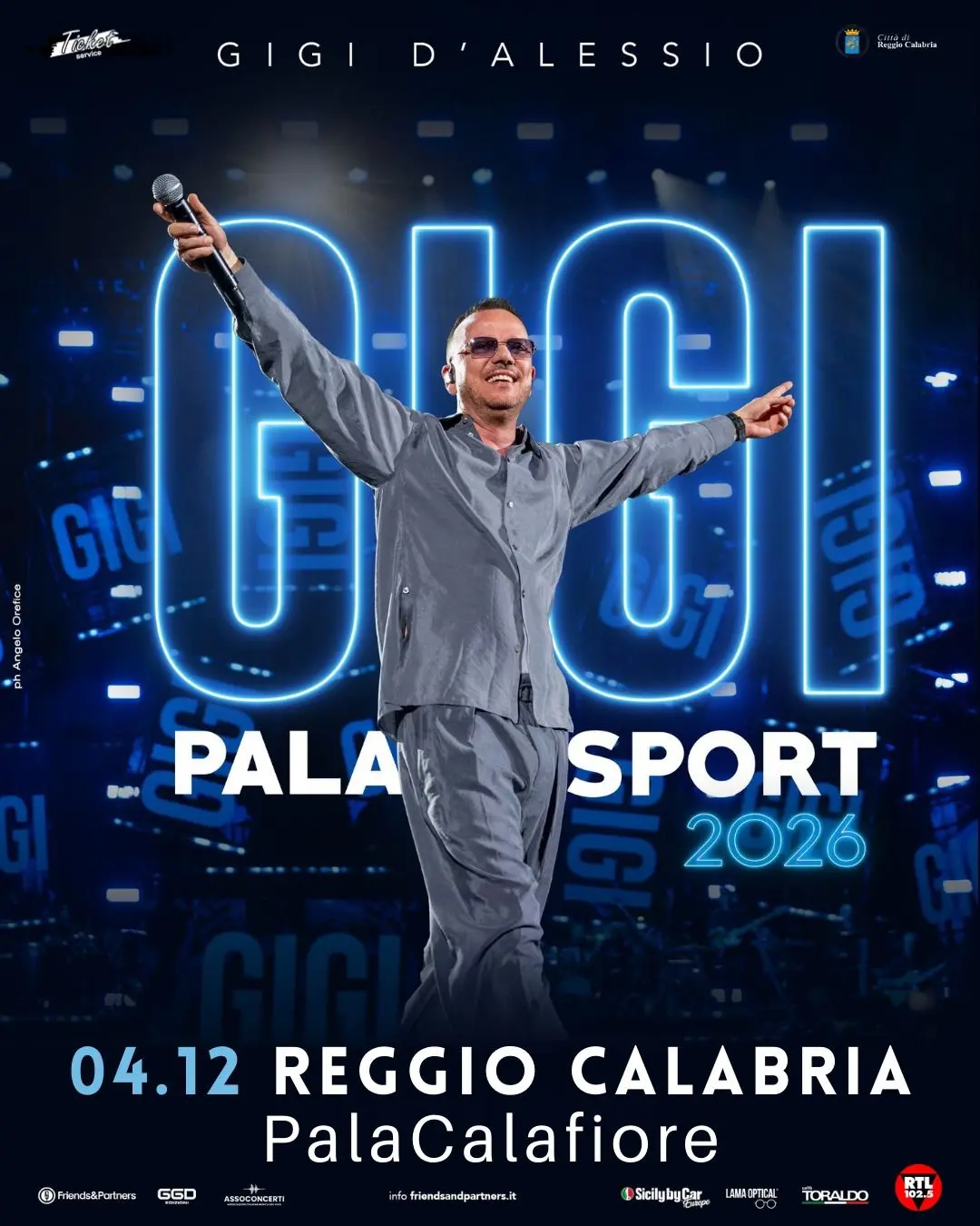 Gigi D’Alessio annuncia il suo ritorno a Reggio Calabria: il 4 dicembre\u00A0live al PalaCalafiore\n