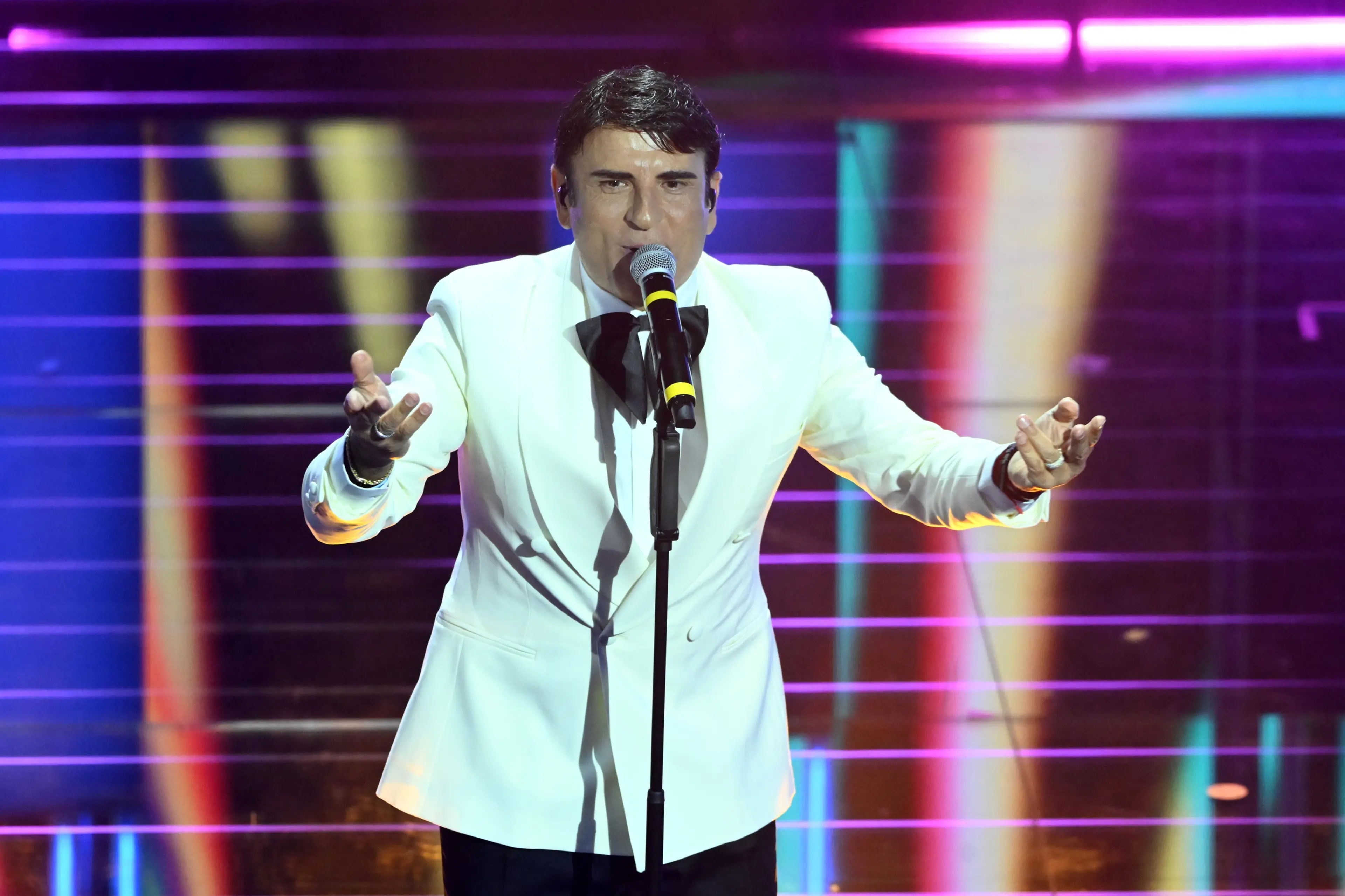 Dal trionfo a Sanremo 2026 a Cirò\u00A0Marina,\u00A0Sal Da Vinci in concerto ad agosto in Calabria\n