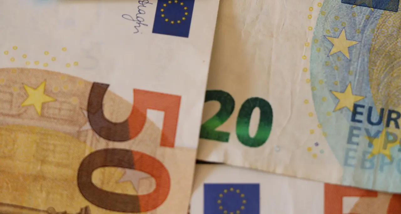 Assegno unico, da marzo cambiano gli importi: si calcolano con l’Isee aggiornato. Ecco tutte le novità\n