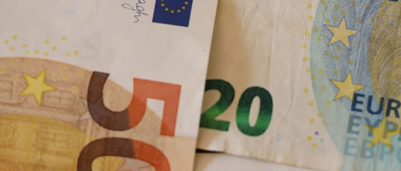 Torre Annunziata, stamperia clandestina di banconote: sequestrati falsi per 2,8 milioni\n