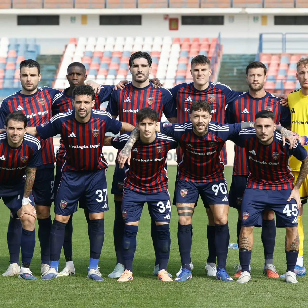 Serie C, ultime cinque giornate da primato per il Cosenza: lupi in vetta insieme al Benevento\n