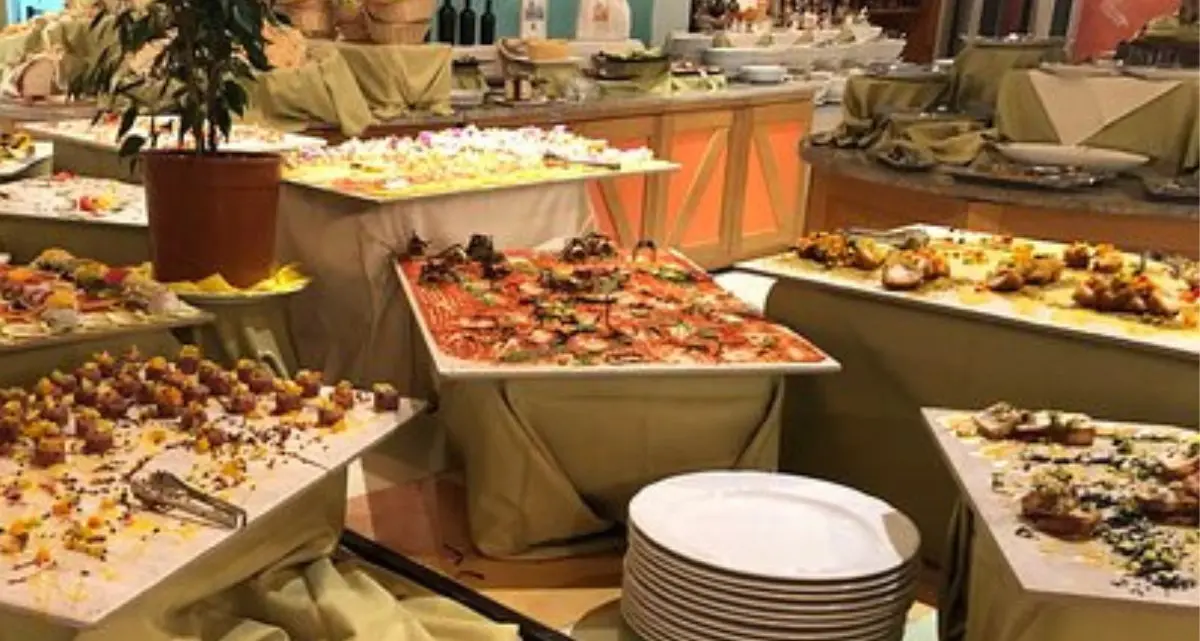 Turismo 2026, tre job day della Regione Calabria: 151 posti tra Praia a Mare, Catanzaro e Tropea\n