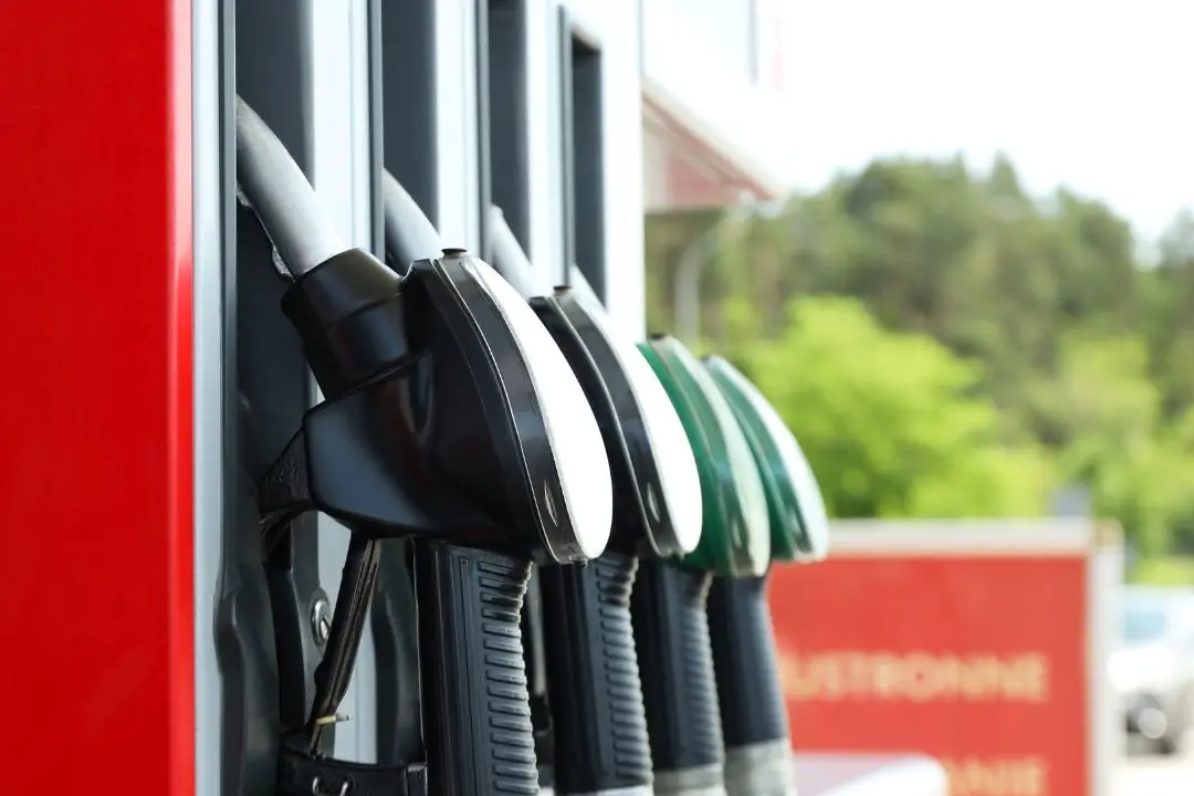 Caro carburanti a Rende, Gallo propone una stazione comunale senza finalità di lucro\n