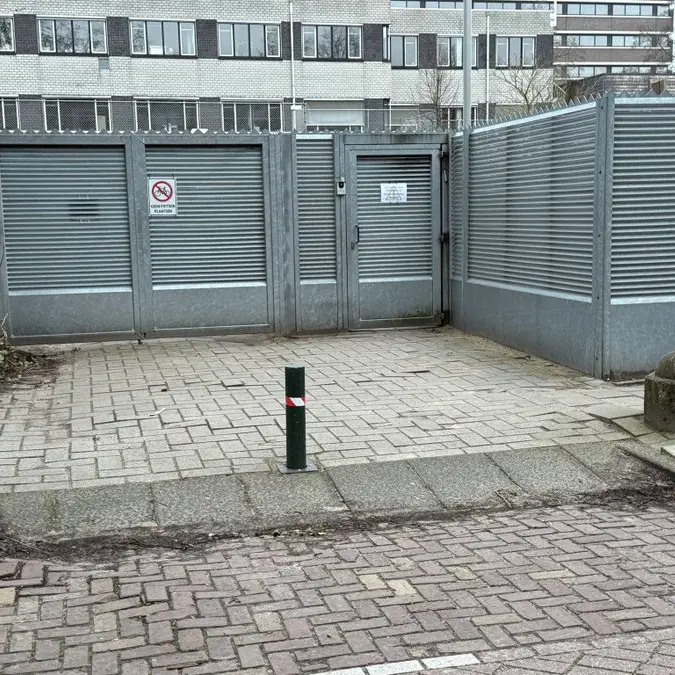 Iran, incubo terrorismo in Europa: esplosione danneggia una scuola ebraica ad Amsterdam\n