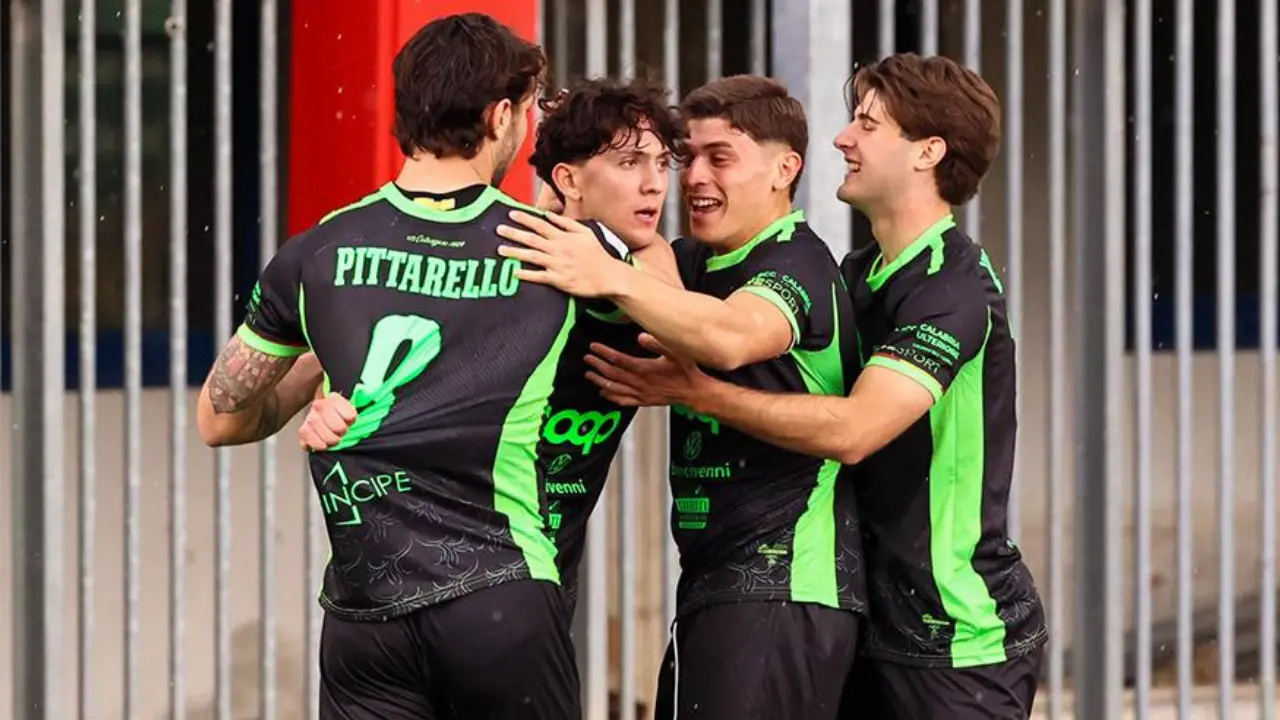 Il Catanzaro a Padova,\u00A0in un primo tempo con poche emozioni Alesi porta in vantaggio i giallorossi: 0-1\u00A0–\u00A0AGGIORNAMENTI LIVE\n