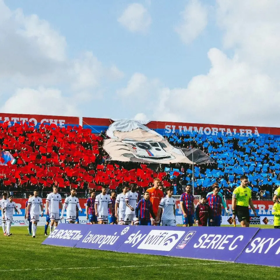 <p>A Casarano termina la striscia positiva del Cosenza: una doppietta di Chiricò stende i rossoblù</p>