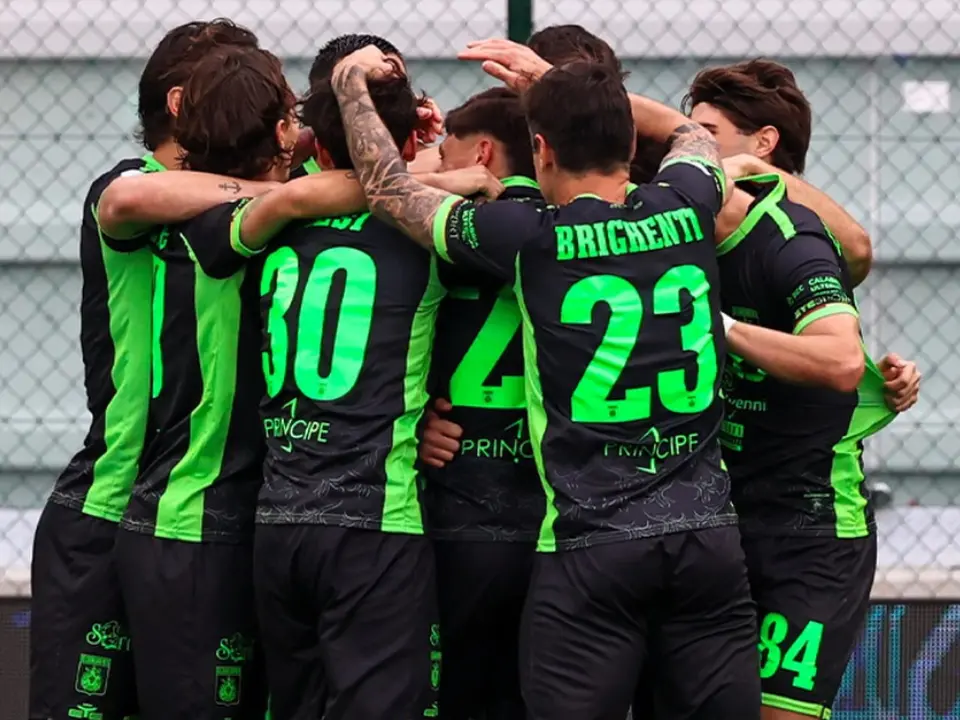 Iemmello show a Padova, Alesi e due volte il capitano per il nuovo successo del Catanzaro: finale 1-3