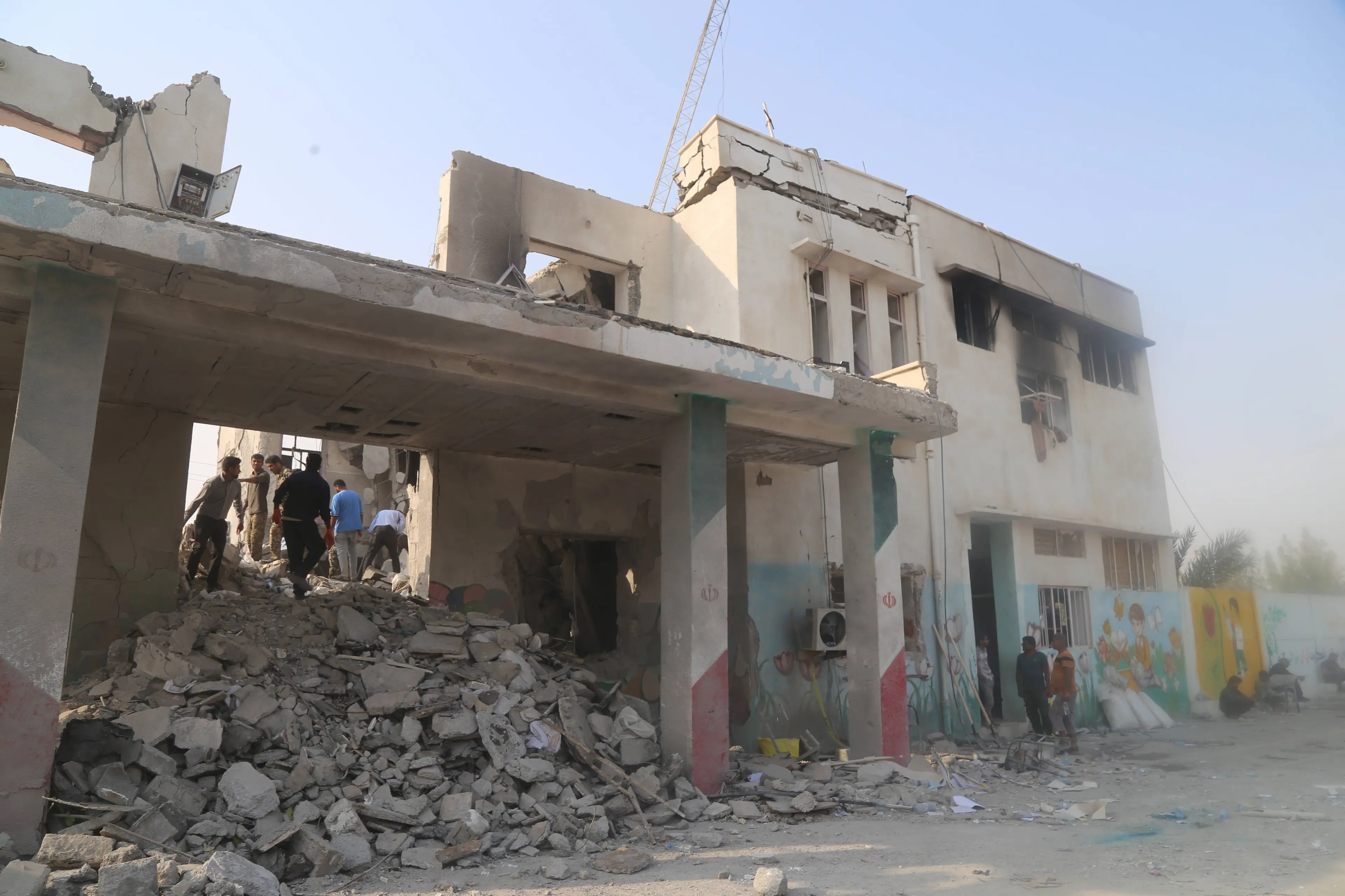 Indagine Usa sul massacro alla scuola di Minab:\u00A0missile americano su un obiettivo sbagliato, decine di civili uccisi\n