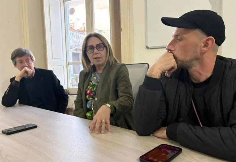 A Catanzaro Strade di velluto: il progetto di street art con Massimo Sirelli che unisce inclusione e memoria storia\n