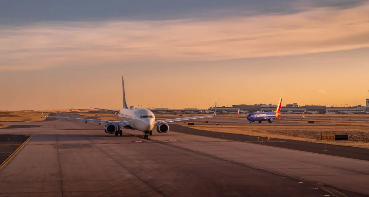 Tornare in Calabria per Pasqua resta un lusso:\u00A0oltre 300 euro per un volo fino a Reggio o Crotone\n