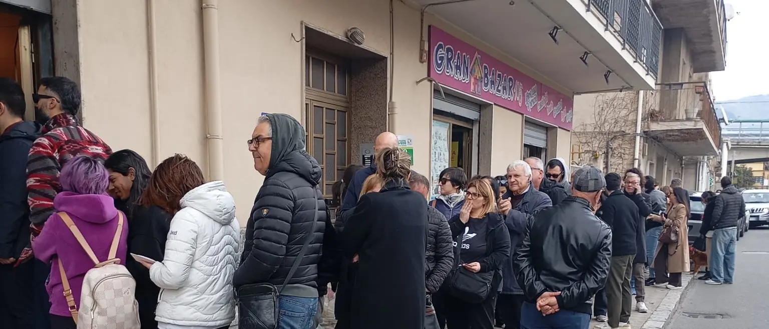 Primarie del centrosinistra, alta partecipazione a Reggio Calabria: oltre tremila votanti nelle prime quattro ore\n