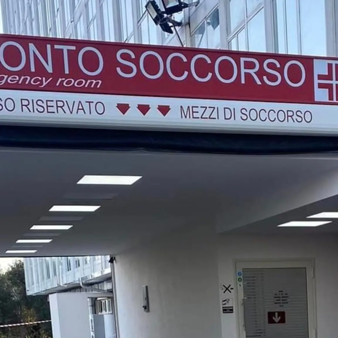 Sparatoria a Rossano: un ferito si presenta al Pronto soccorso\n