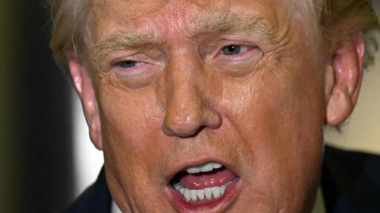 Trump avverte la Nato: «Futuro molto negativo se non ci aiuta nello Stretto di Hormuz»\n