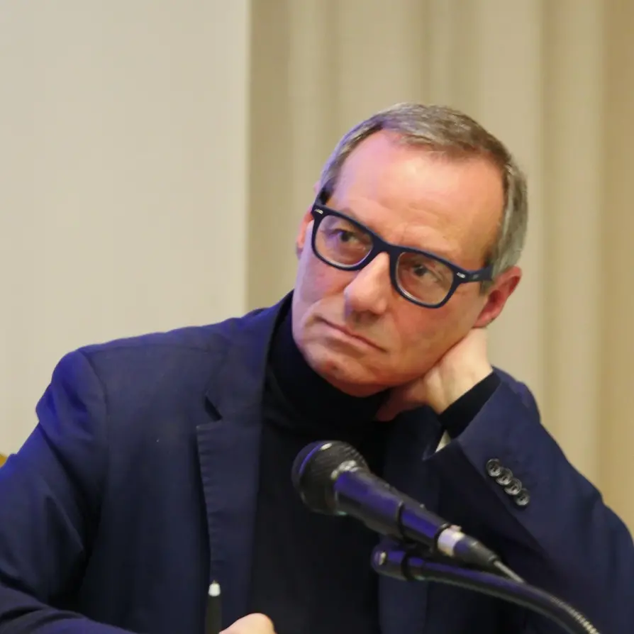 Battaglia vince le primarie, ecco chi è il candidato sindaco del centrosinistra\n