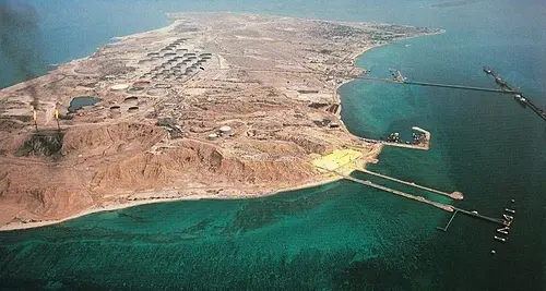 Trump punta l’isola di Kharg, arrivano i marines: da qui passa il 90% delle esportazioni di greggio dell’Iran\n