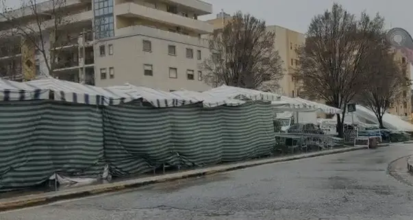 <p>Cosenza, la Fiera di San Giuseppe ferita dal maltempo: la rabbia degli espositori</p>