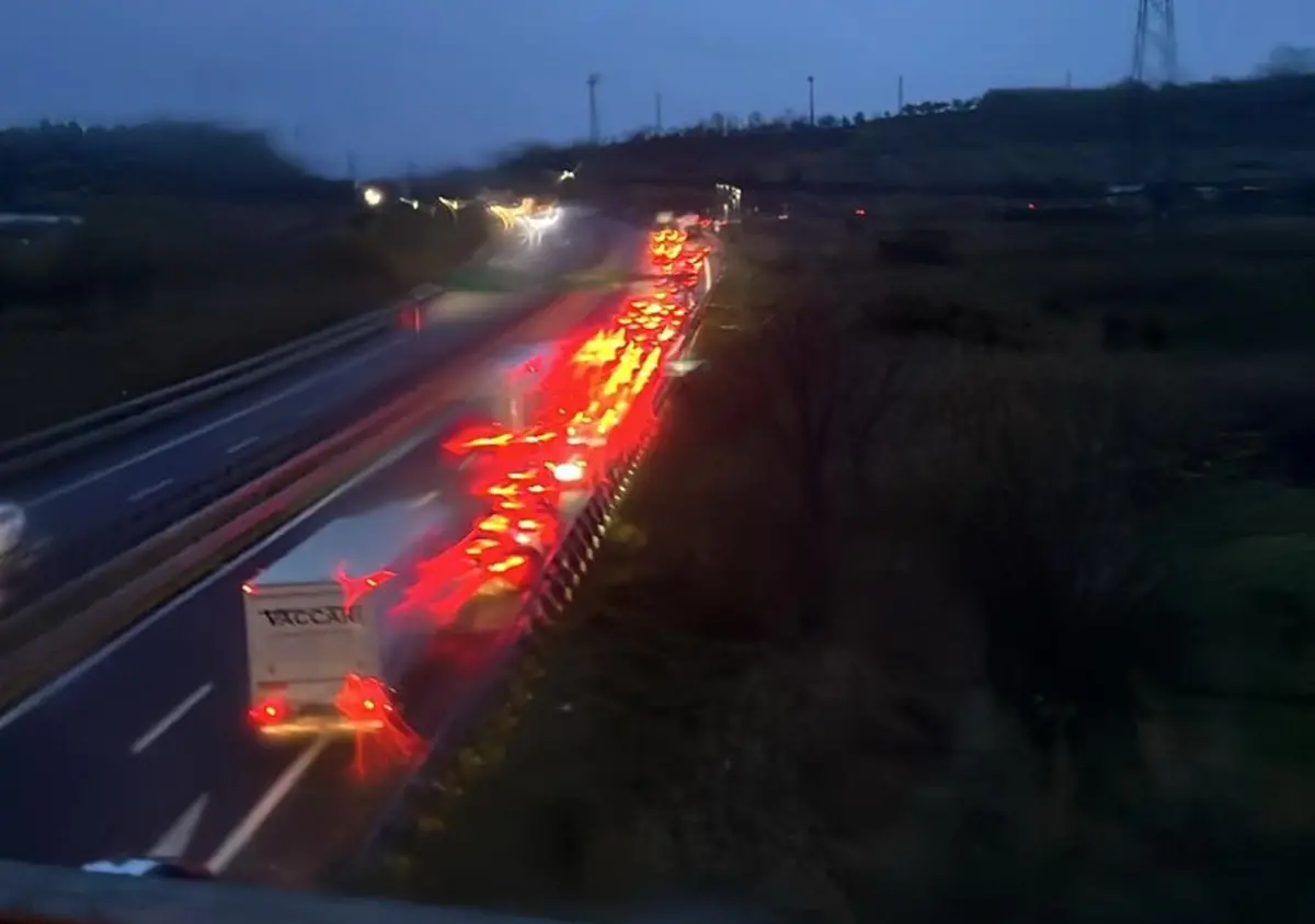 Autostrada A2 del Mediterraneo, incidente nel tratto\u00A0tra Gioia Tauro e Palmi: un ferito lieve\n