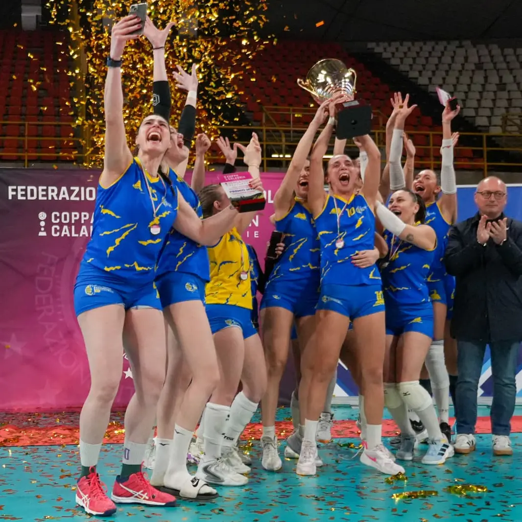 Coppa Calabria di Serie C femminile, il trionfo della Pallavolo Rossano illumina il PalaCalafiore\n
